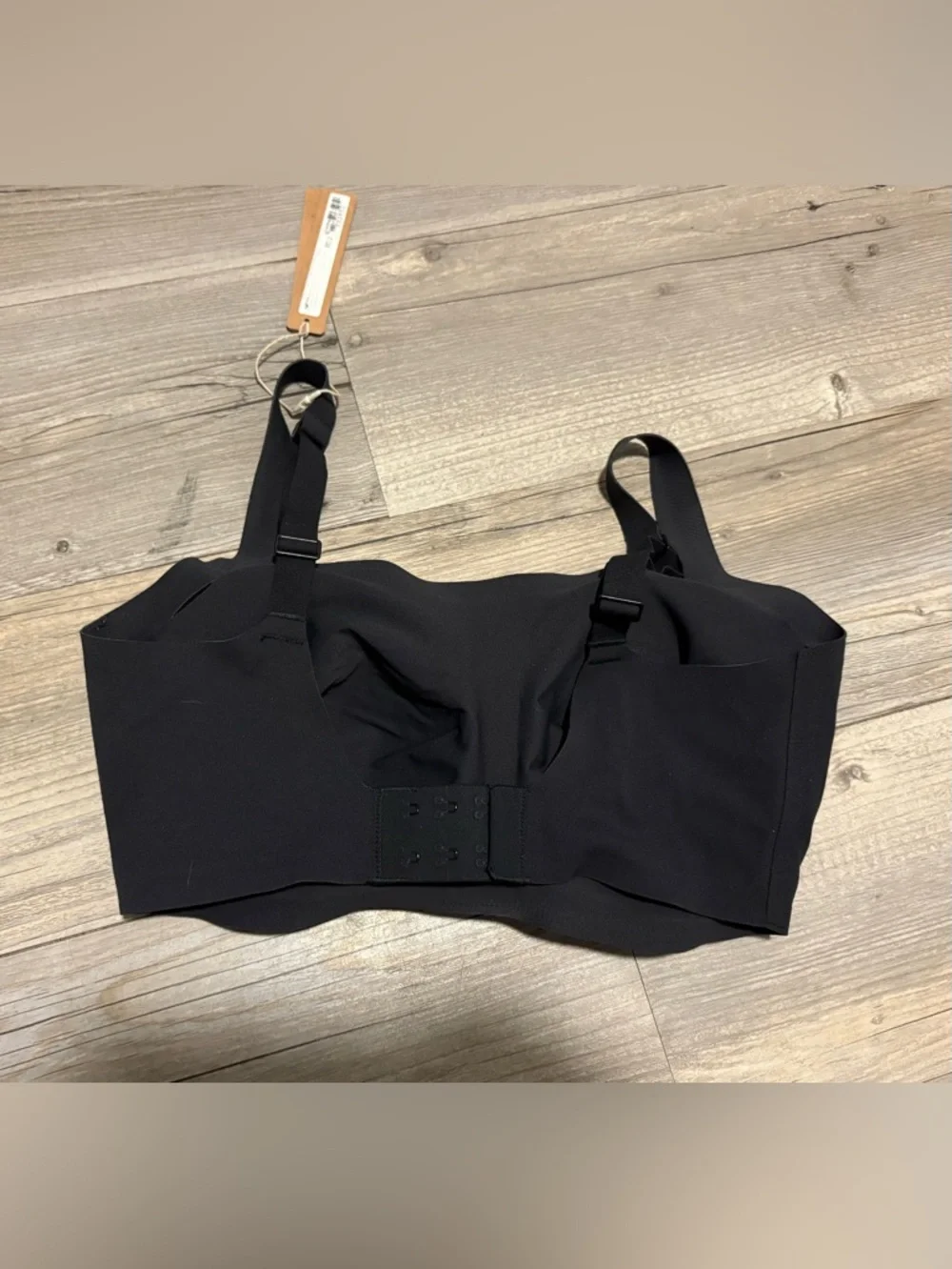 SKIMS Kim Kardashian naked scoop bra small DD new without tags - Picture 2 of 4